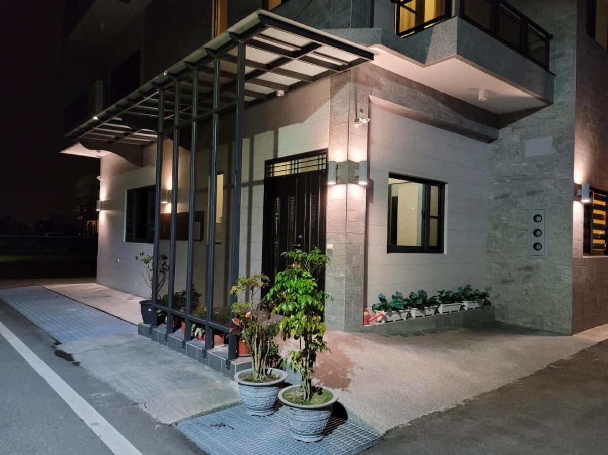 渡小夜電梯民宿 Yilannight B&B Wujie Extérieur photo