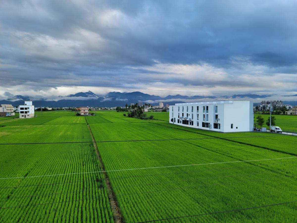渡小夜電梯民宿 Yilannight B&B Wujie Extérieur photo